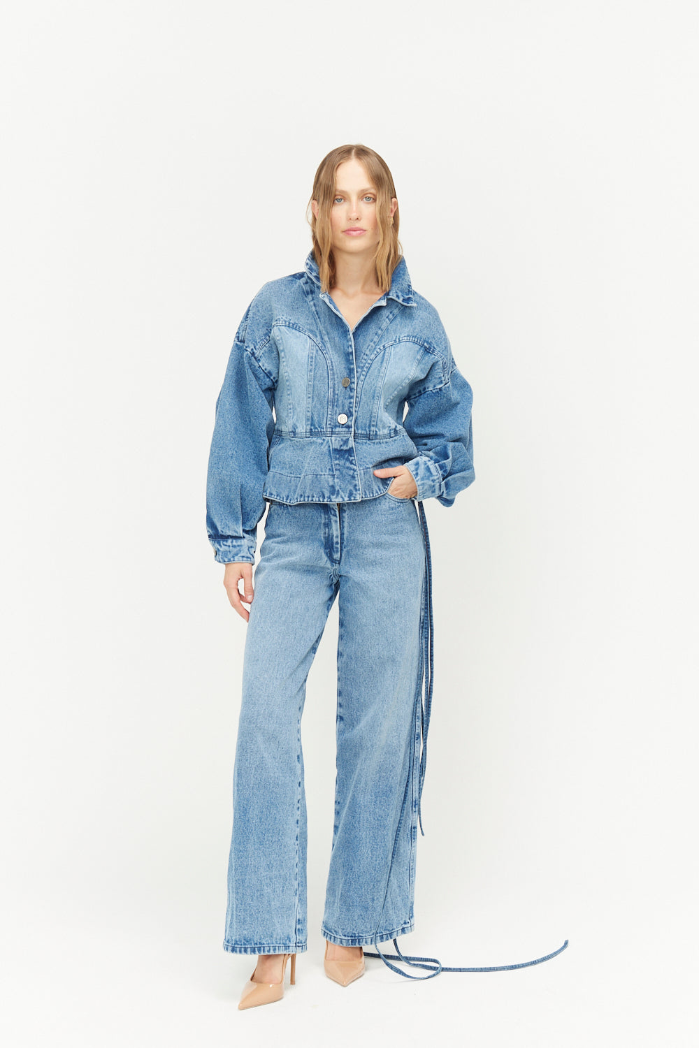 IMMEDIATE DELIVERY / Dalcahue Medium Wash Jacket