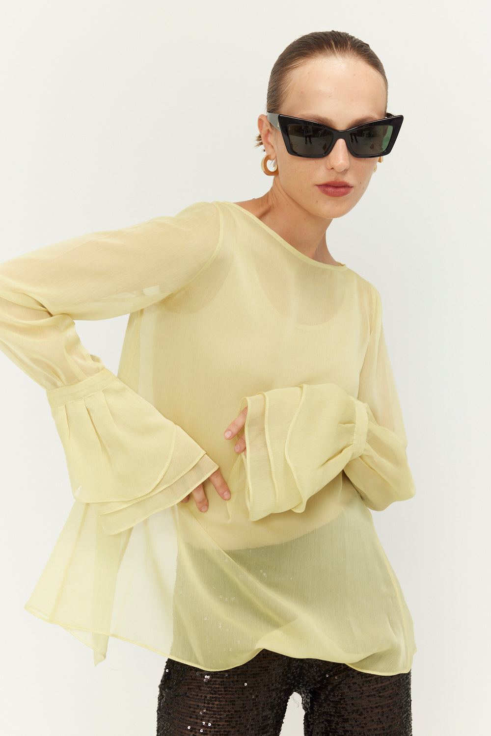 IMMEDIATE DELIVERY Top Aulaga Yellow
