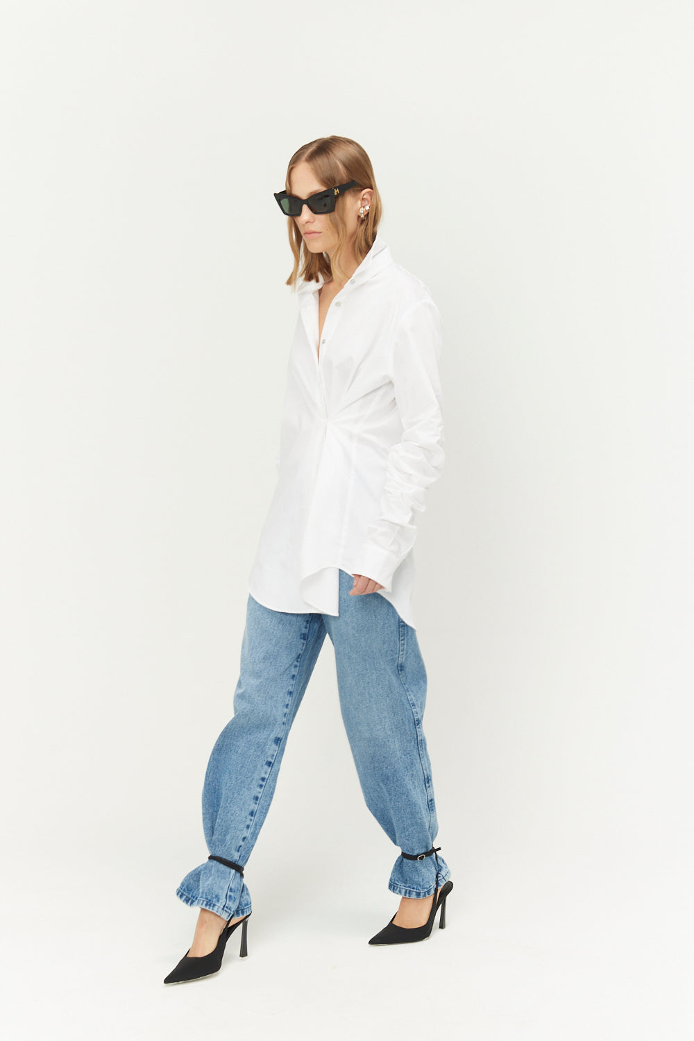 IMMEDIATE DELIVERY Huayún White Shirt